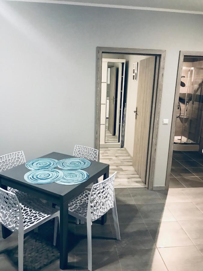 ילנייה גורה Apartament C18 מראה חיצוני תמונה